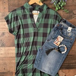 Heimish USA Green & Black Buffalo Check Top | NWT | Soft & Stretchy Small